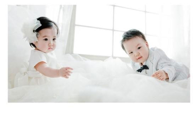 Hai con của Lee Young Ae hiện cũng đã được hơn 2 tuổi.